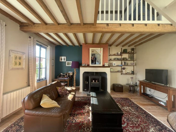 Image No.3-3 Bed Property for sale