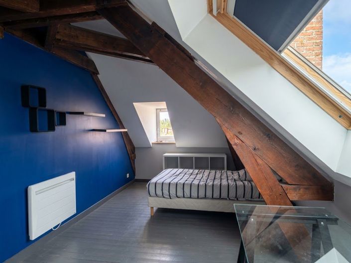 Image No.16-6 Bed Property for sale