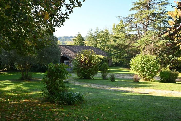 Image No.18-5 Bed Property for sale