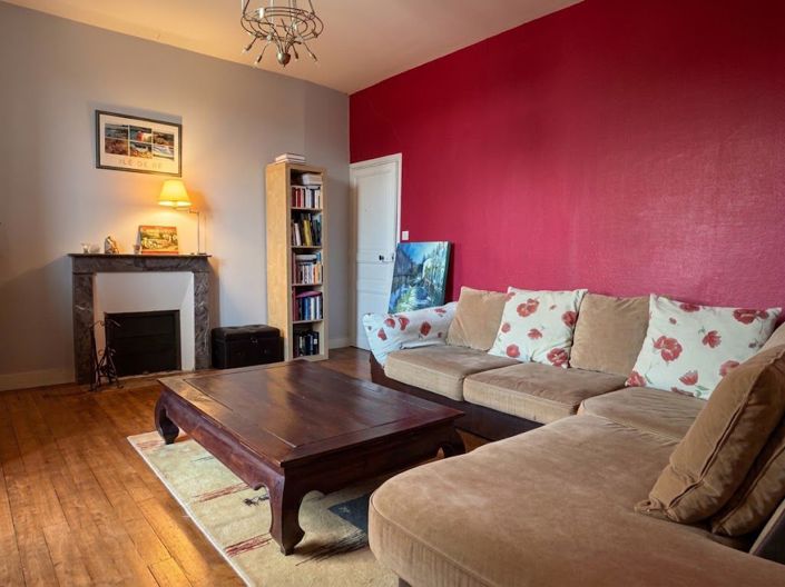 Image No.9-6 Bed Property for sale