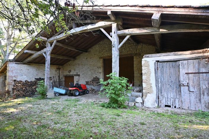 Image No.20-5 Bed Property for sale