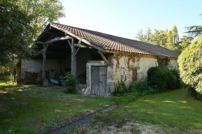Image No.22-5 Bed Property for sale