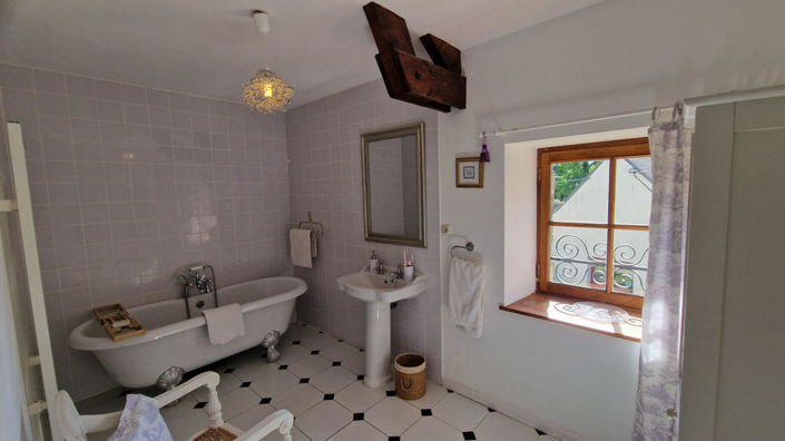 Image No.13-4 Bed Property for sale