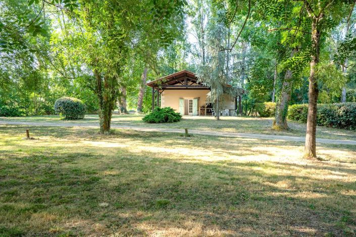 Image No.7-4 Bed Property for sale