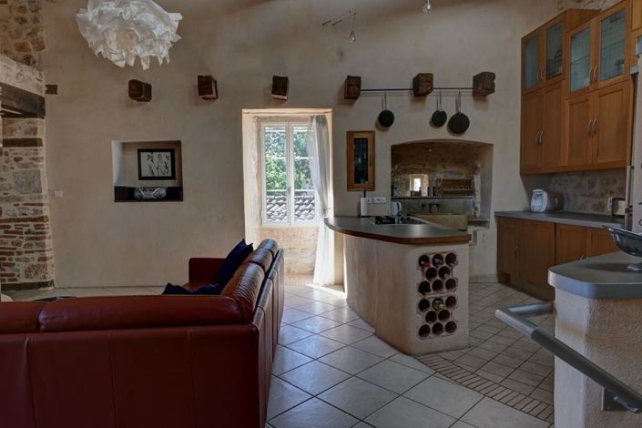 Image No.11-5 Bed Property for sale