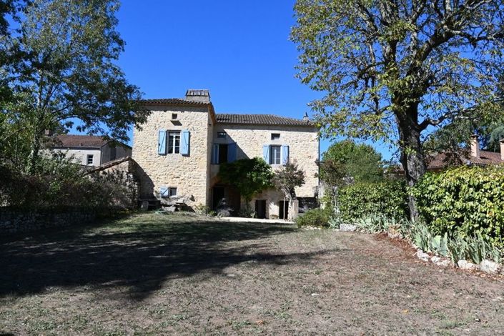 Image No.22-5 Bed Property for sale