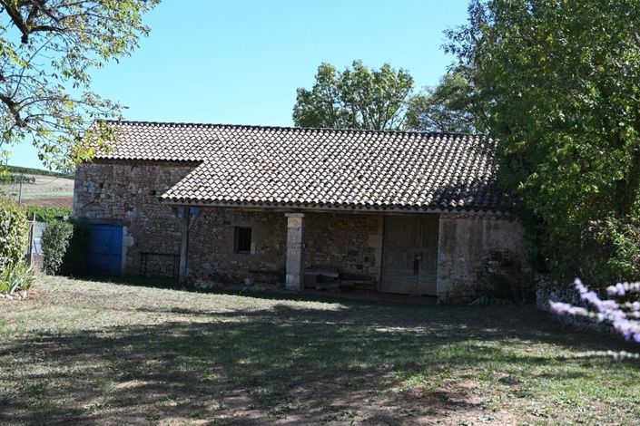 Image No.23-5 Bed Property for sale