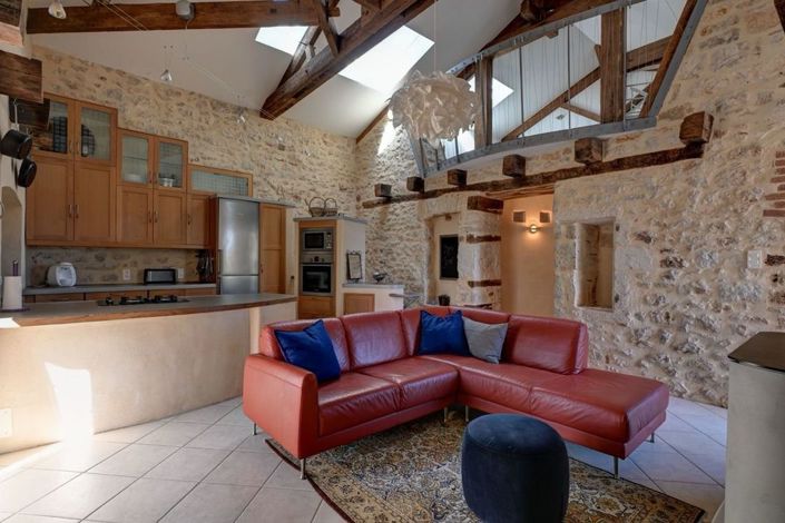 Image No.5-5 Bed Property for sale