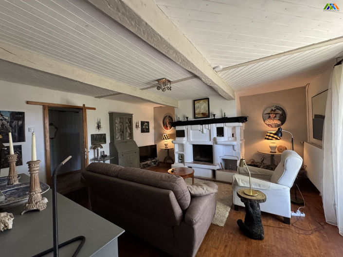 Image No.12-4 Bed Property for sale