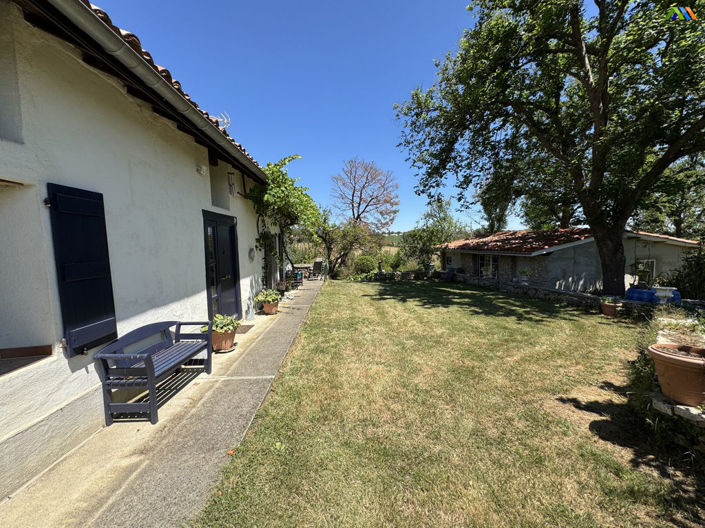 Image No.28-4 Bed Property for sale