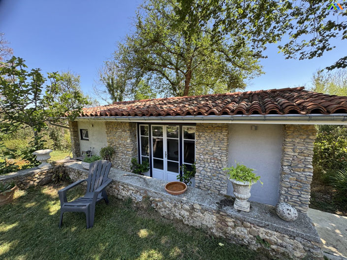 Image No.4-4 Bed Property for sale
