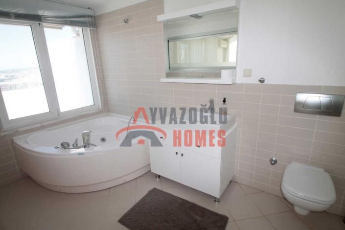 Image No.3-3 Bed Duplex for sale