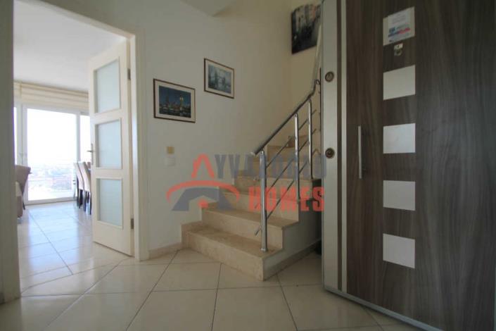 Image No.17-3 Bed Duplex for sale