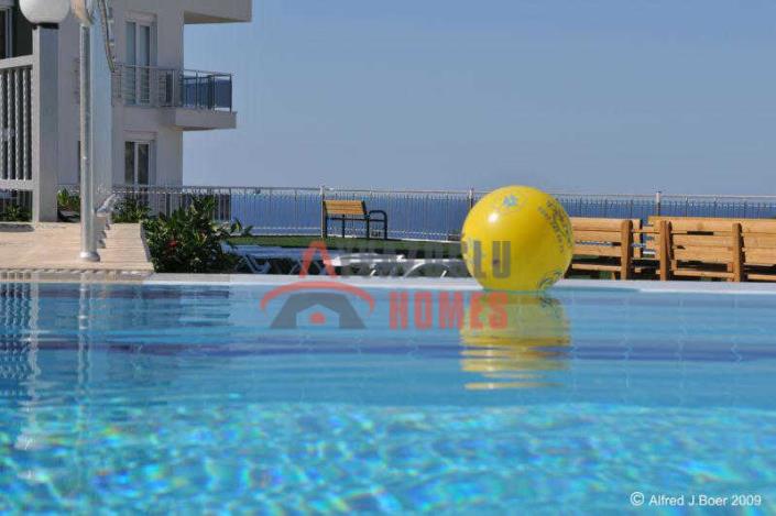 Image No.51-3 Bed Duplex for sale