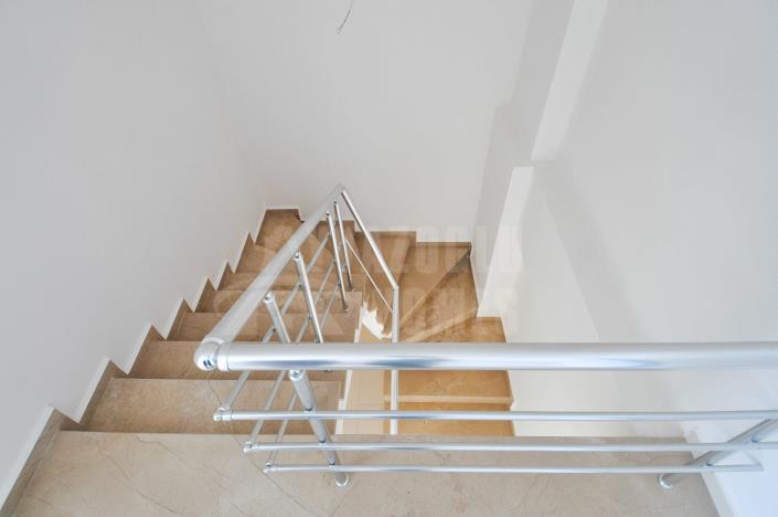 Image No.20-2 Bed Duplex for sale