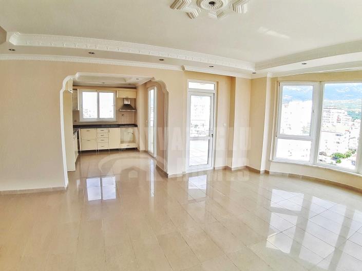 Image No.5-3 Bed Duplex for sale