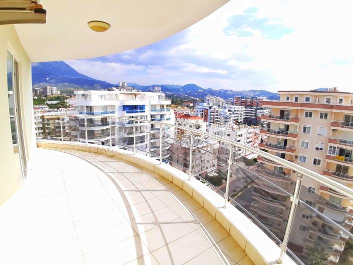 Image No.9-3 Bed Duplex for sale