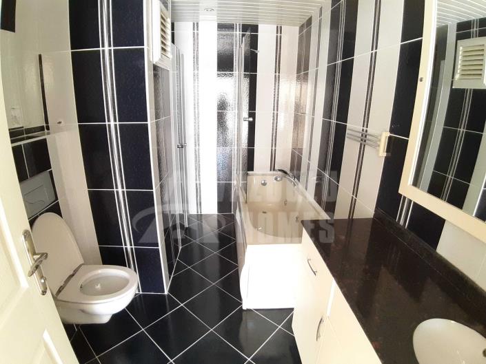 Image No.28-3 Bed Duplex for sale