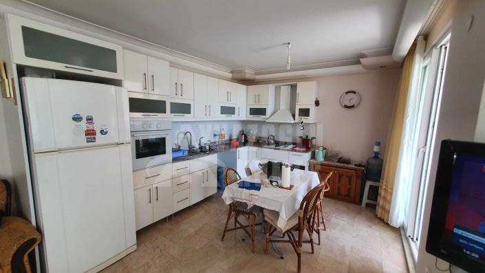 Image No.12-2 Bed Apartment for sale