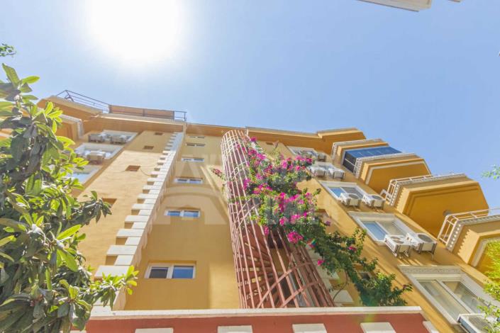 Image No.23-2 Bed Apartment for sale