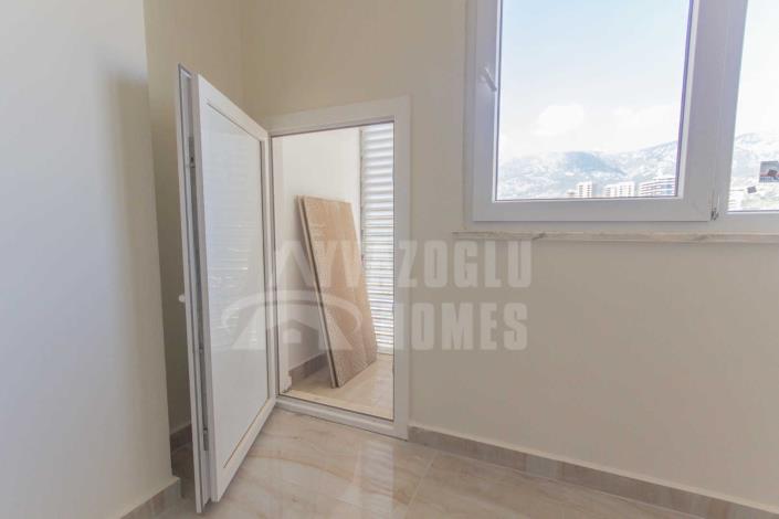 Image No.14-2 Bed Apartment for sale