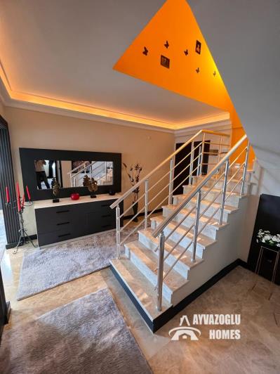 Image No.9-4 Bed Apartment for sale