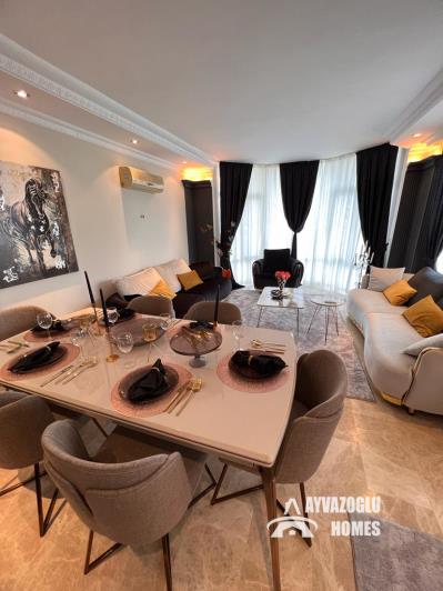 Image No.12-4 Bed Apartment for sale