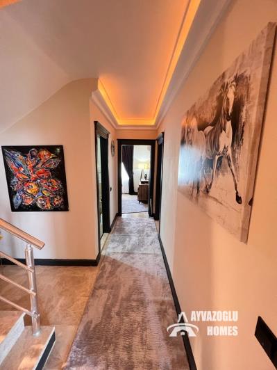 Image No.13-4 Bed Apartment for sale