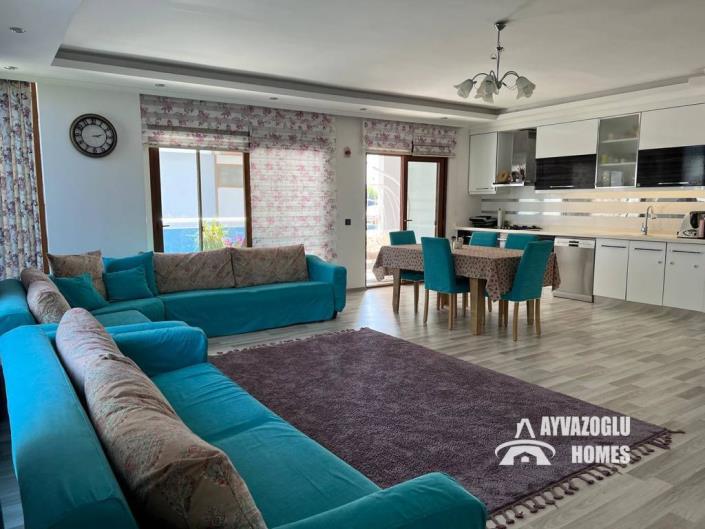 Image No.1-3 Bed Apartment for sale