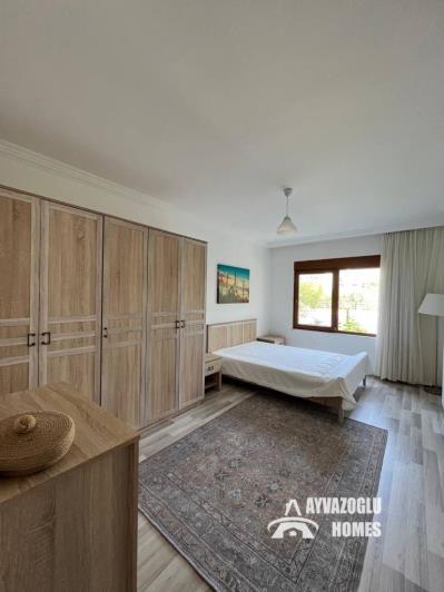 Image No.15-3 Bed Apartment for sale