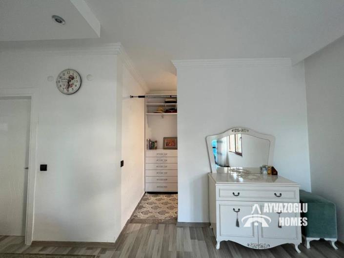 Image No.22-3 Bed Apartment for sale