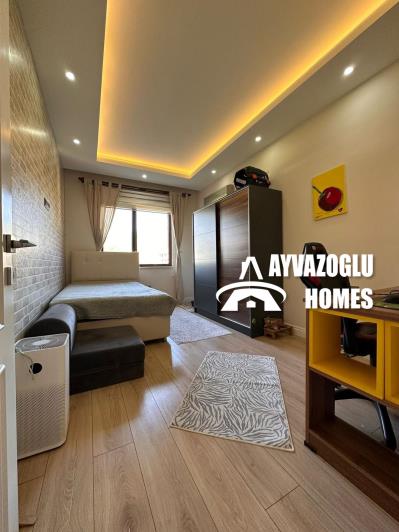 Image No.21-4 Bed Apartment for sale