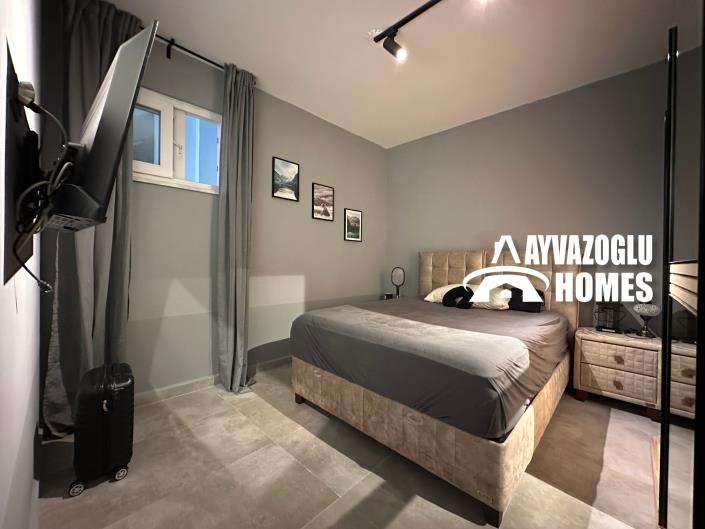 Image No.10-1 Bed Apartment for sale