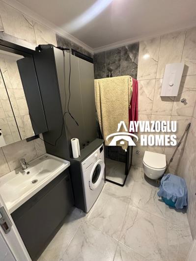 Image No.10-3 Bed Apartment for sale