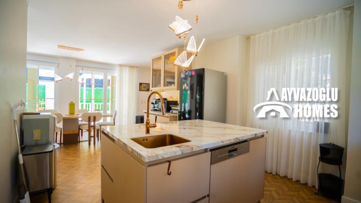 Image No.9-3 Bed Villa for sale