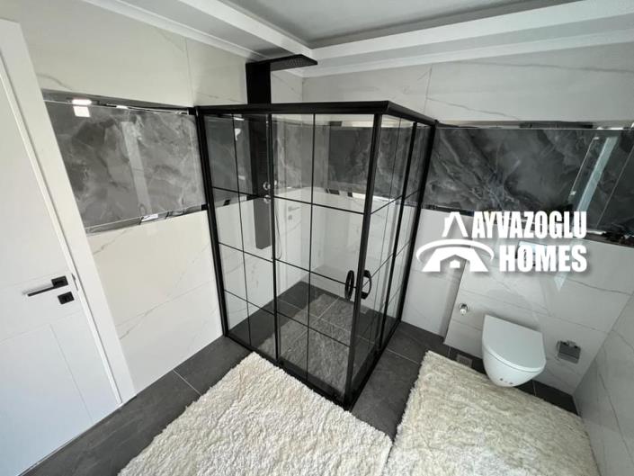 Image No.19-4 Bed Duplex for sale