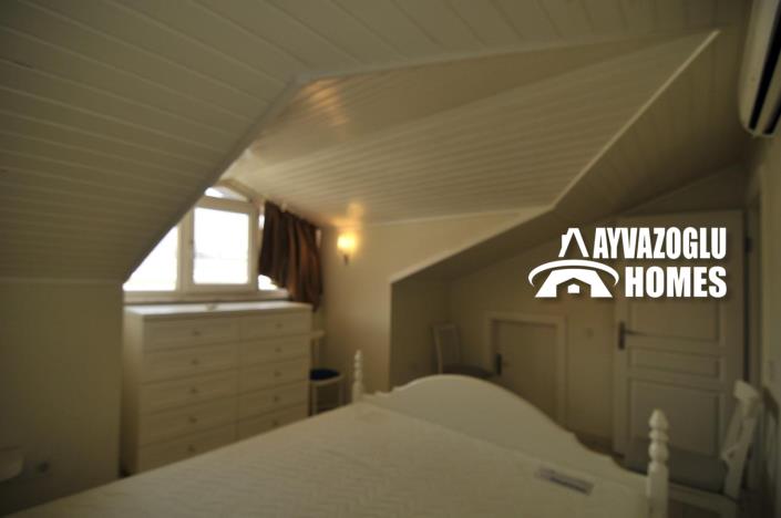 Image No.5-4 Bed Duplex for sale