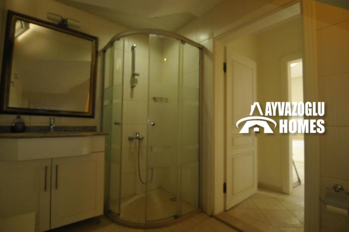 Image No.20-4 Bed Duplex for sale