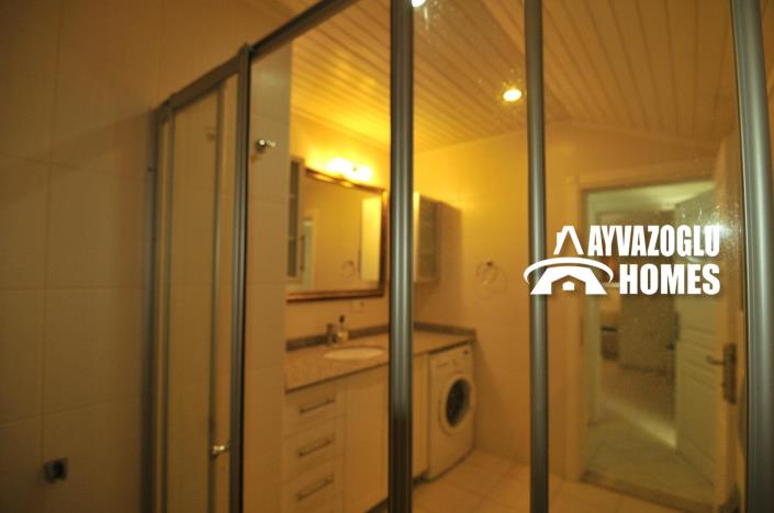 Image No.24-4 Bed Duplex for sale