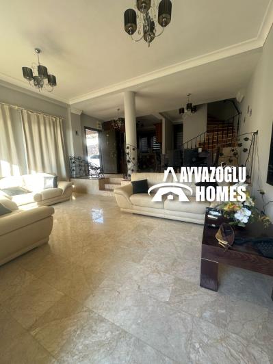 Image No.12-2 Bed Villa for sale