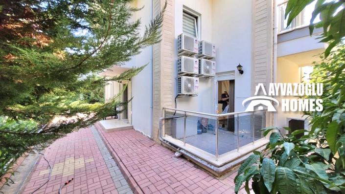 Image No.28-3 Bed Villa for sale