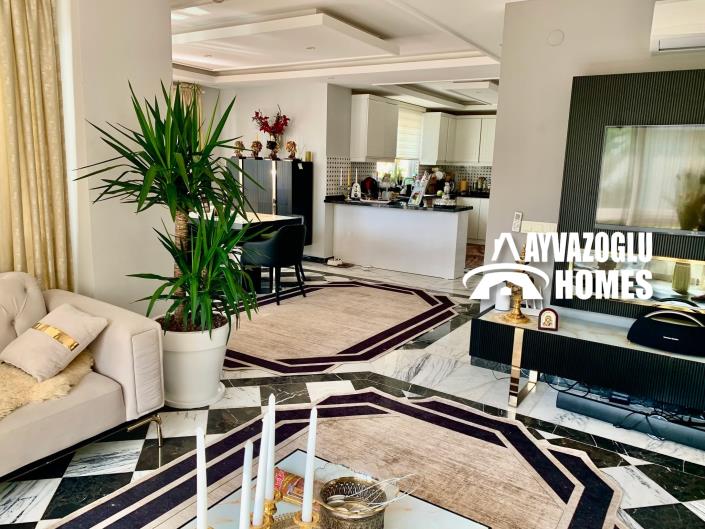 Image No.35-3 Bed Villa for sale