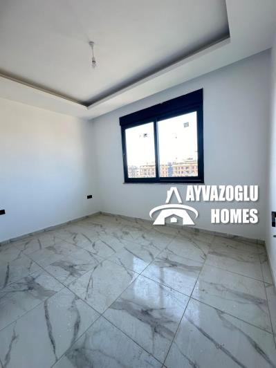 Image No.3-4 Bed Apartment for sale