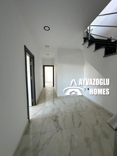 Image No.9-4 Bed Apartment for sale