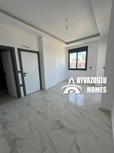 Image No.12-4 Bed Apartment for sale