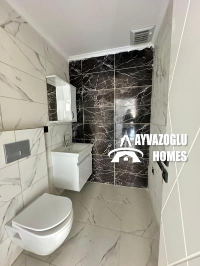 Image No.18-4 Bed Apartment for sale