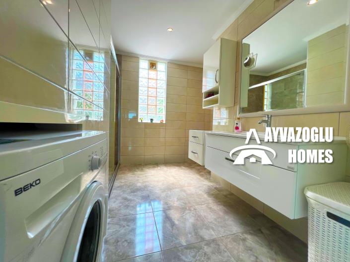 Image No.15-4 Bed Duplex for sale