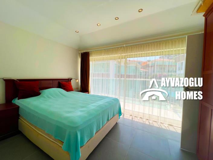 Image No.17-4 Bed Duplex for sale