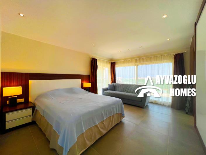 Image No.20-4 Bed Duplex for sale