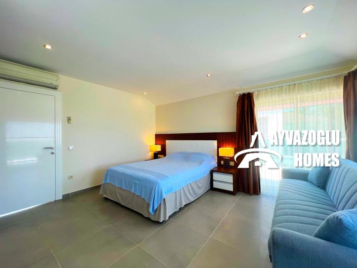 Image No.22-4 Bed Duplex for sale